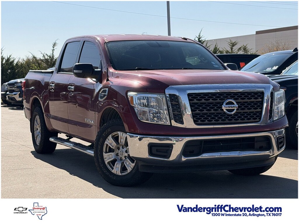Used 2017 Nissan Titan SV Truck Crew Cab