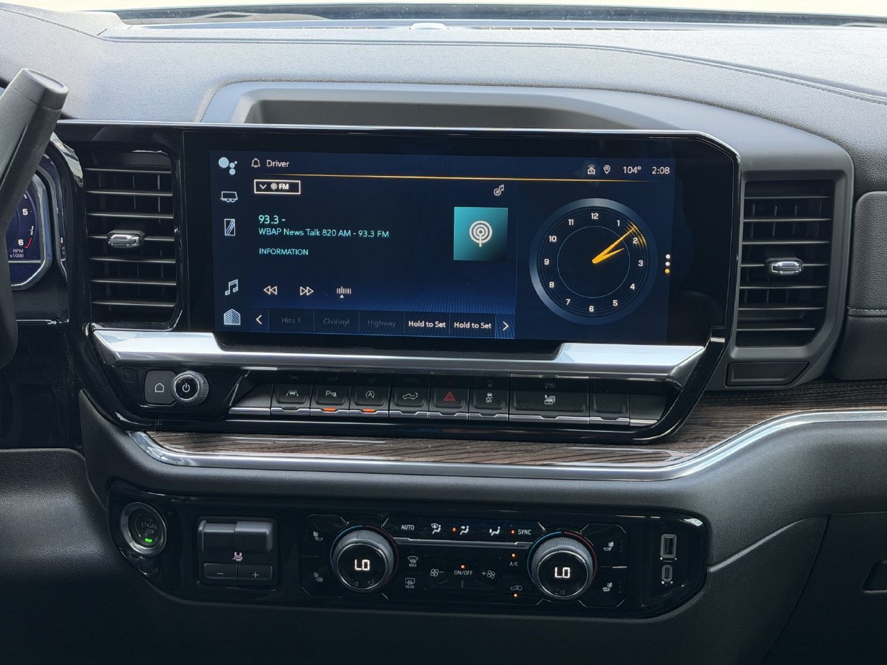 2024 Chevrolet Silverado 1500 LT - Photo 15