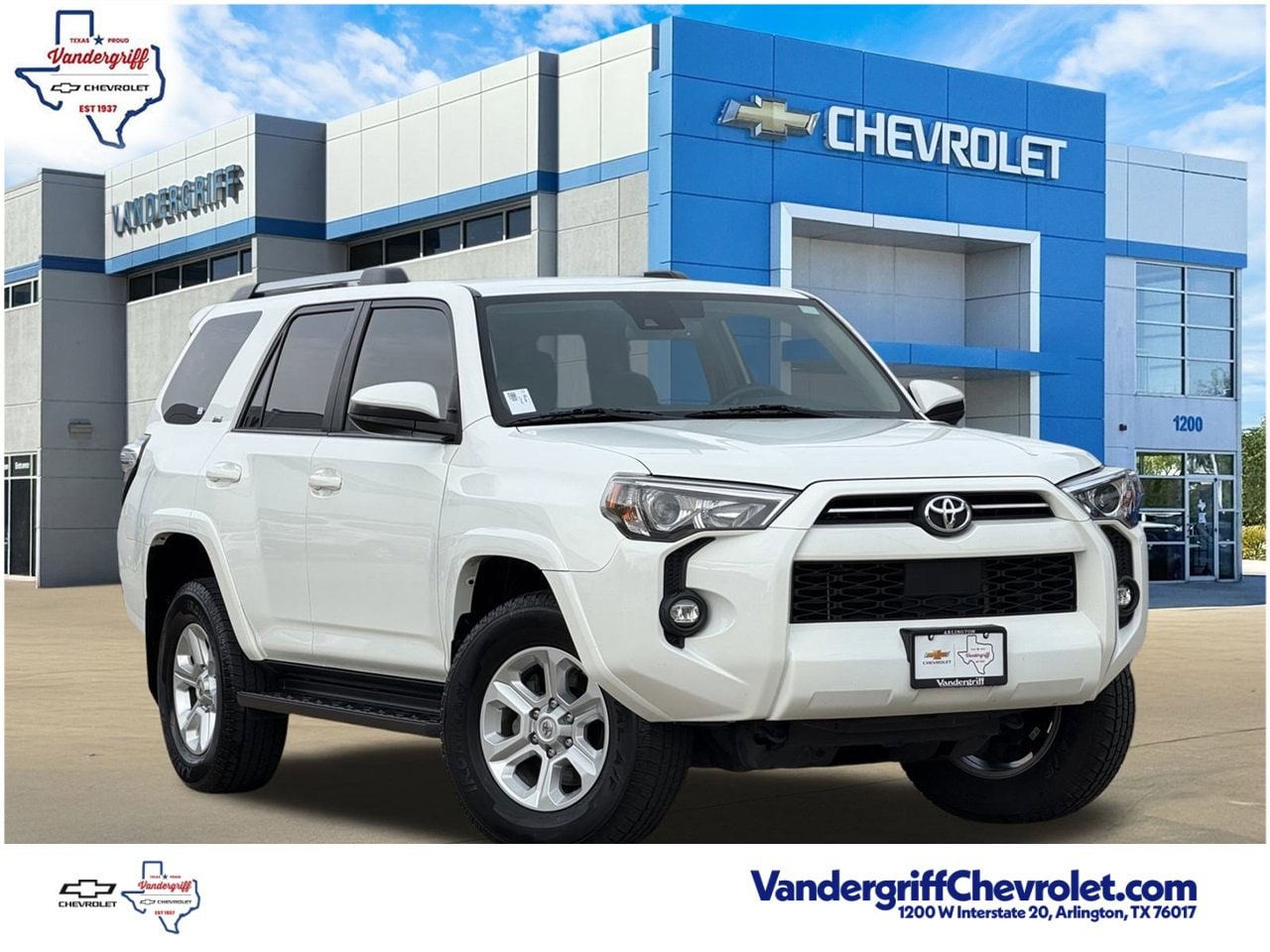 2022 Toyota 4Runner SR5's photo