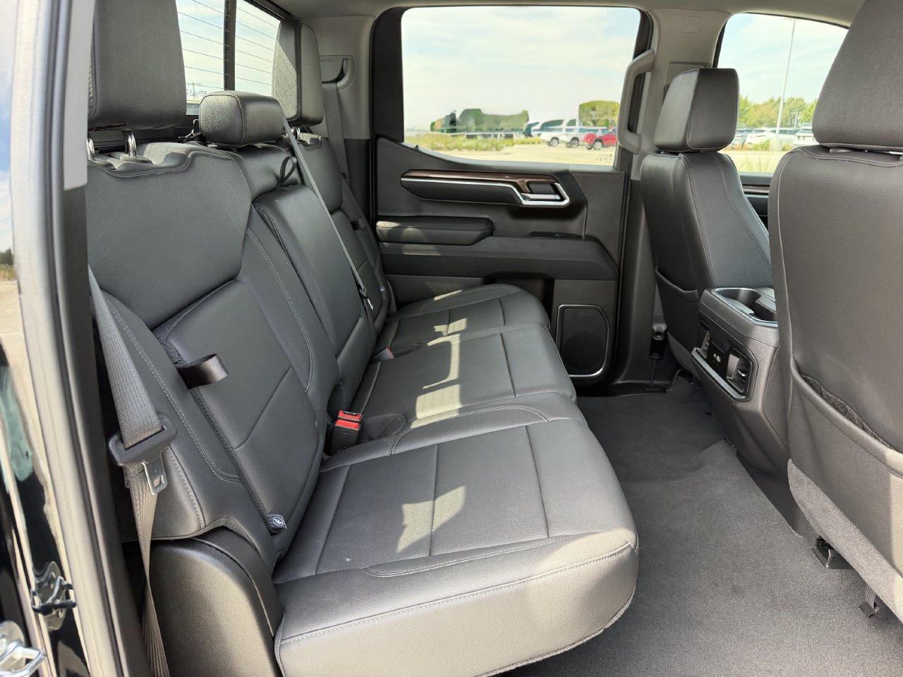 2025 Chevrolet Silverado 1500 LT Trail Boss - Photo 27