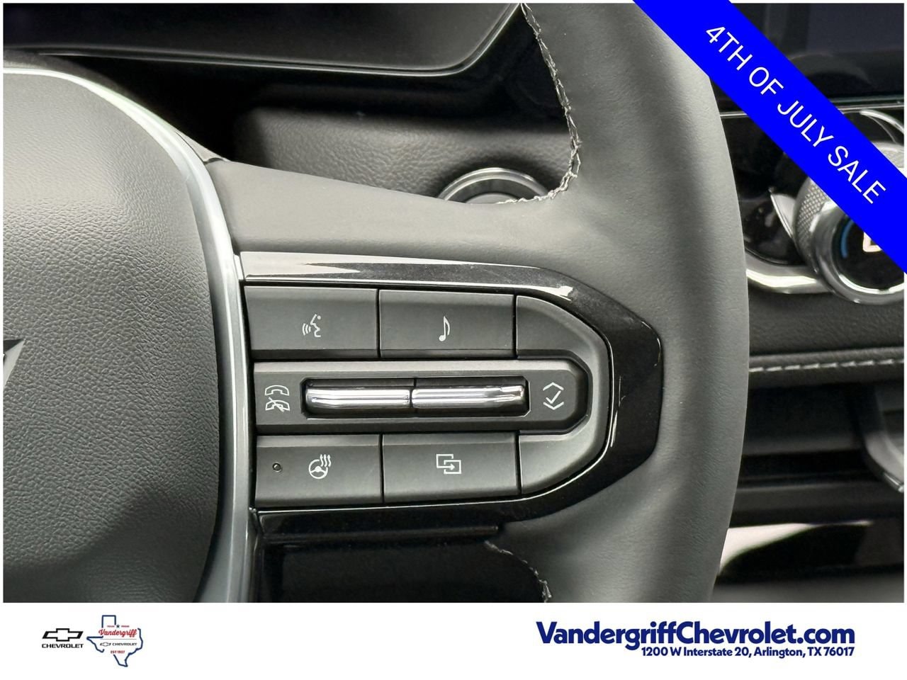 2026 Chevrolet Colorado LT - Photo 13