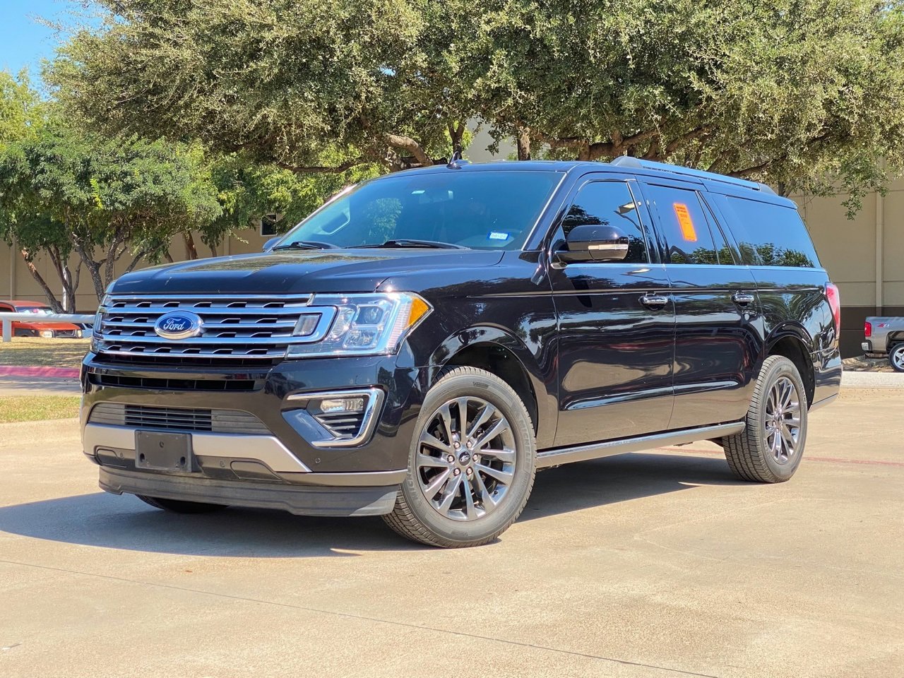 2019 Ford Expedition MAX Limited photo 3