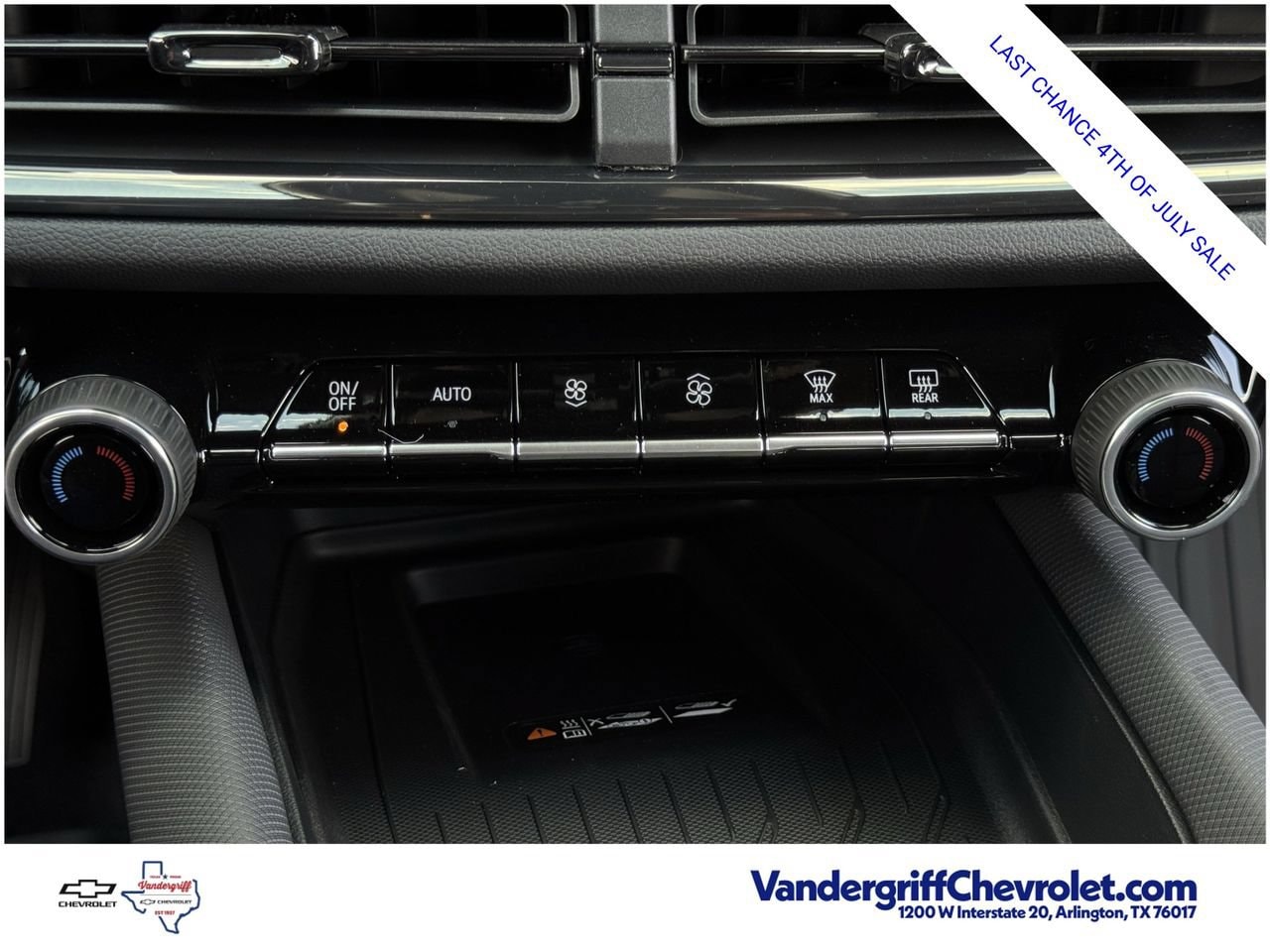 2026 Chevrolet Equinox EV RS - Photo 14
