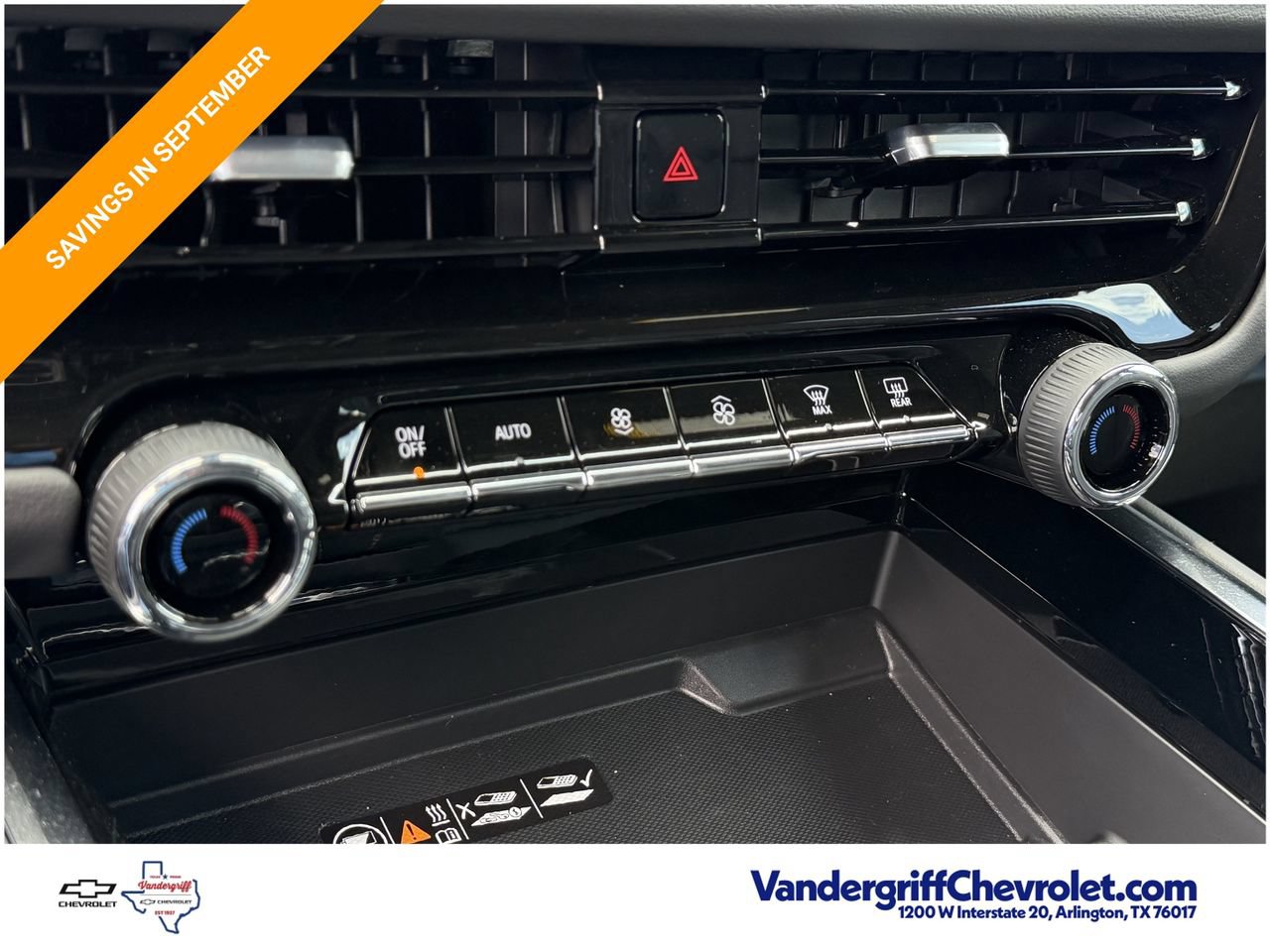 2026 Chevrolet Suburban Premier - Photo 18