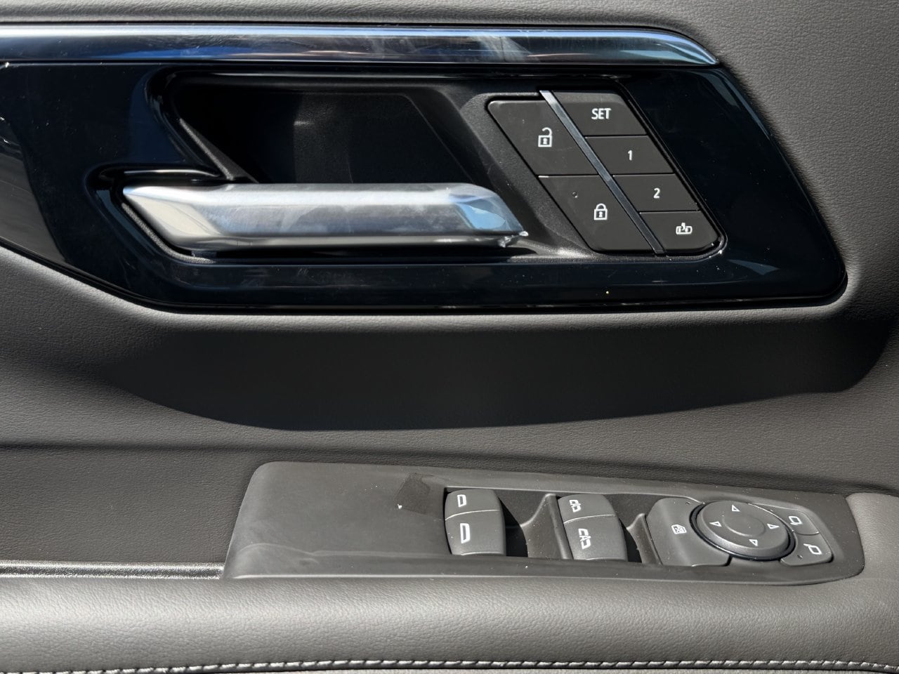 2026 Chevrolet Tahoe LT - Photo 21
