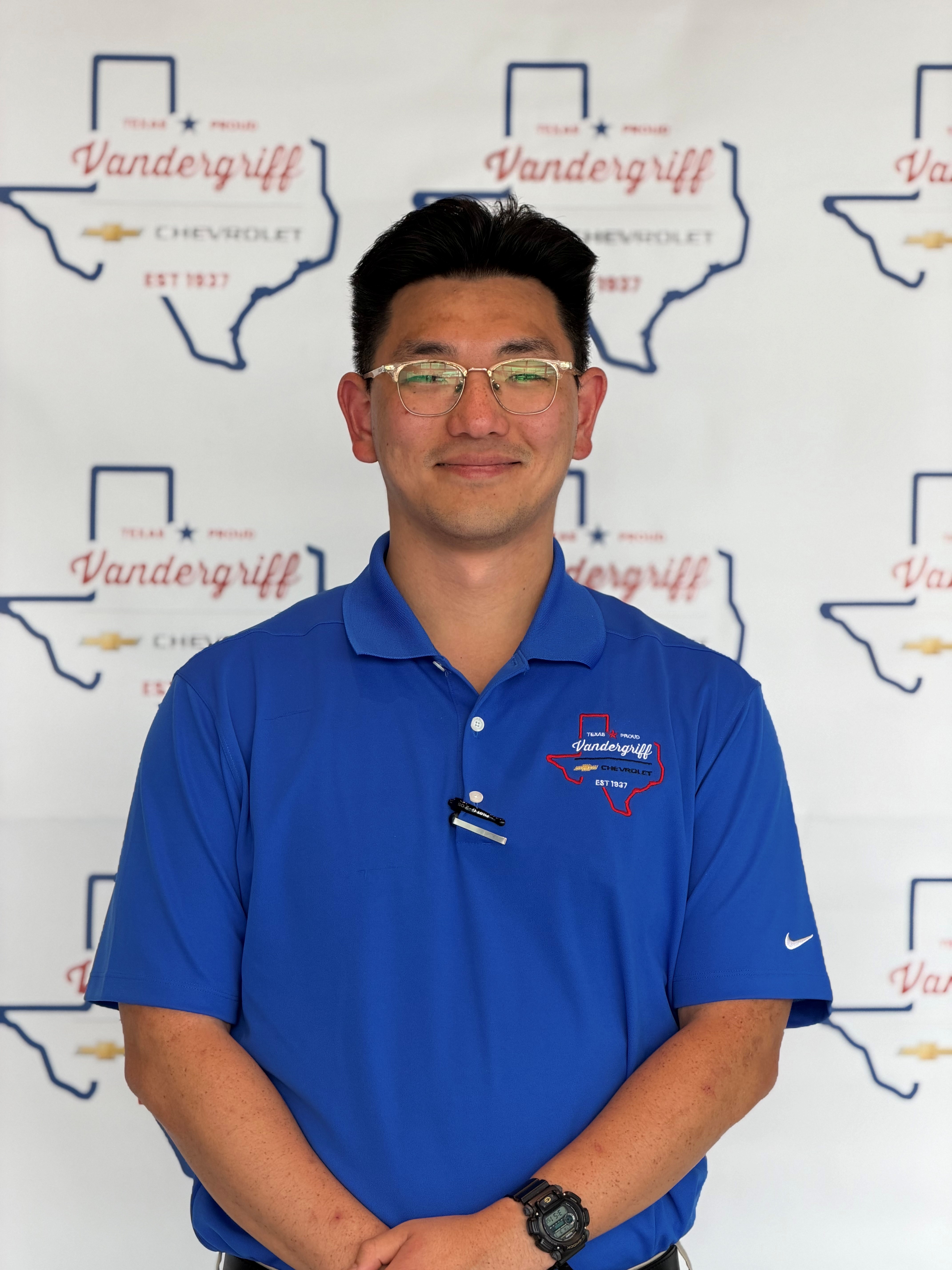 Staff member Isaac Kim from ID_2b87be861797