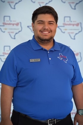 Staff member Jose Rincon from ID_2b87be861797