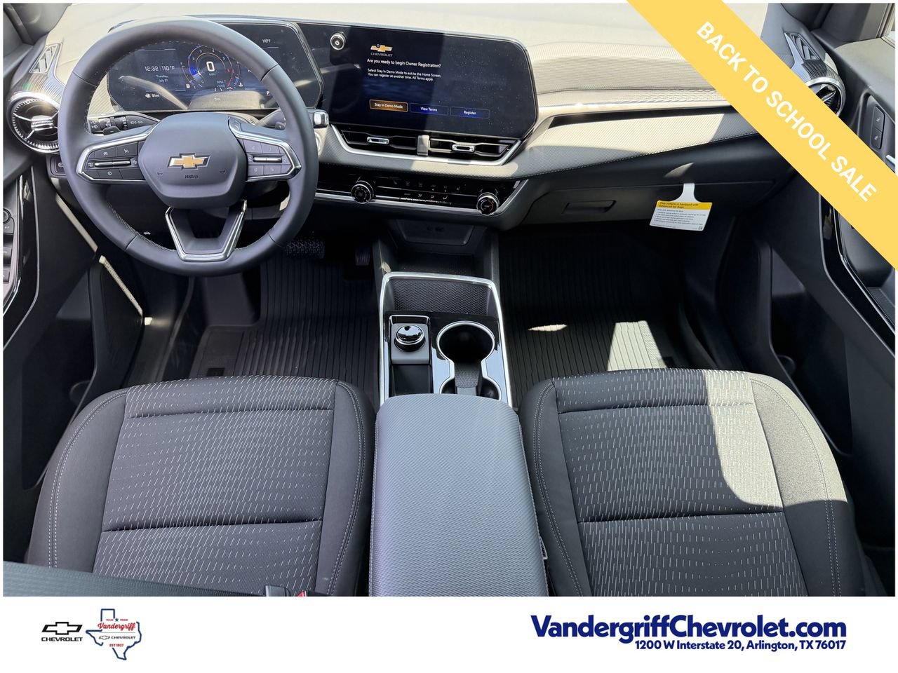 2027 Chevrolet Equinox LT - Photo 10