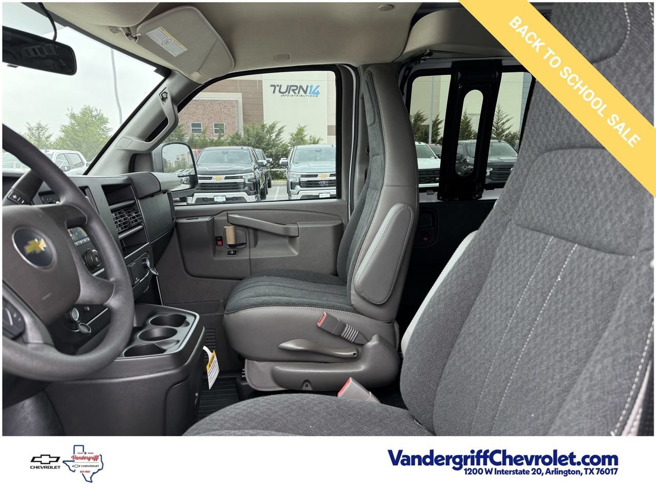 2026 Chevrolet Express Cargo Work Van - Photo 18