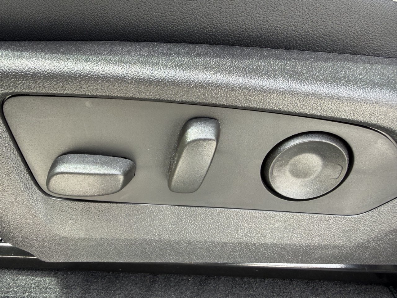 2026 Chevrolet Colorado LT - Photo 22