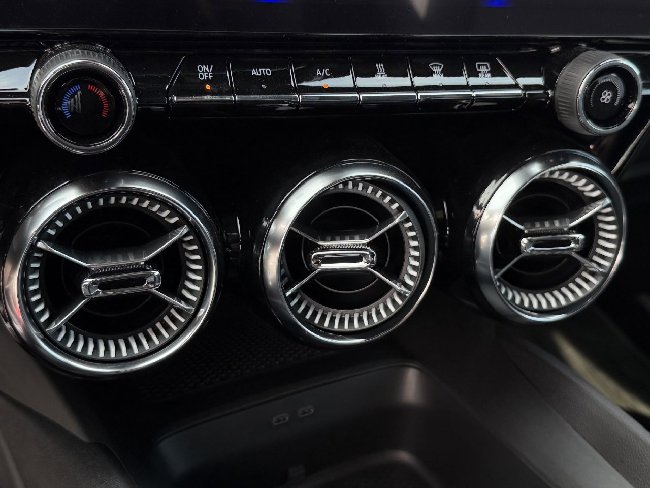 2026 Chevrolet Blazer EV LT - Photo 17