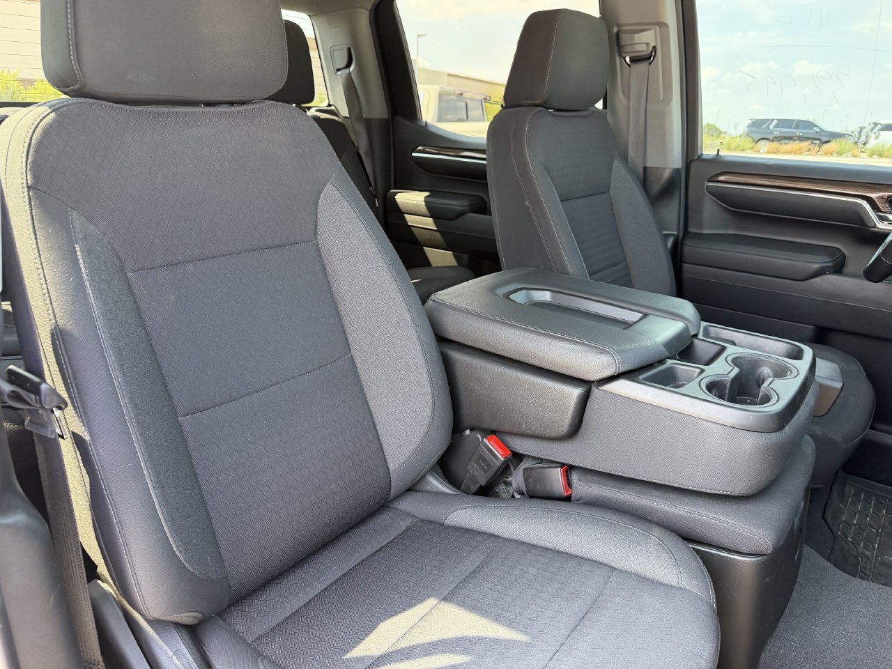 2024 Chevrolet Silverado 1500 RST - Photo 25