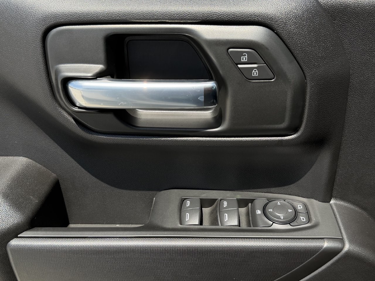 2026 Chevrolet Silverado 1500 Custom - Photo 19
