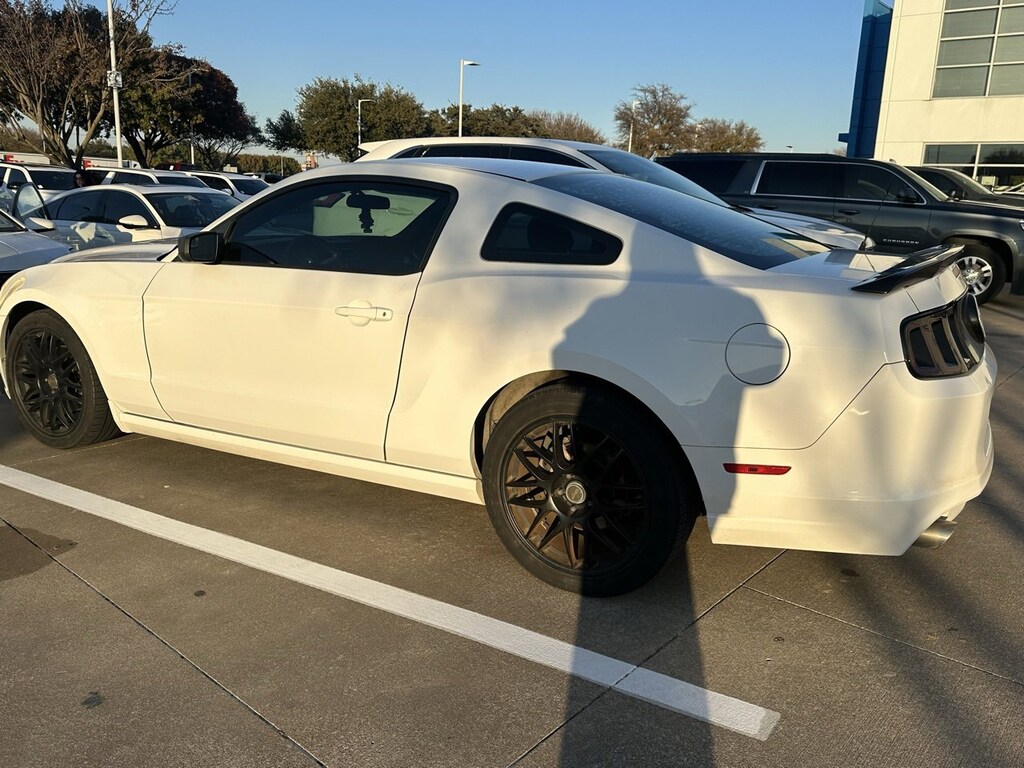 Used 2014 Ford Mustang V6 Coupe