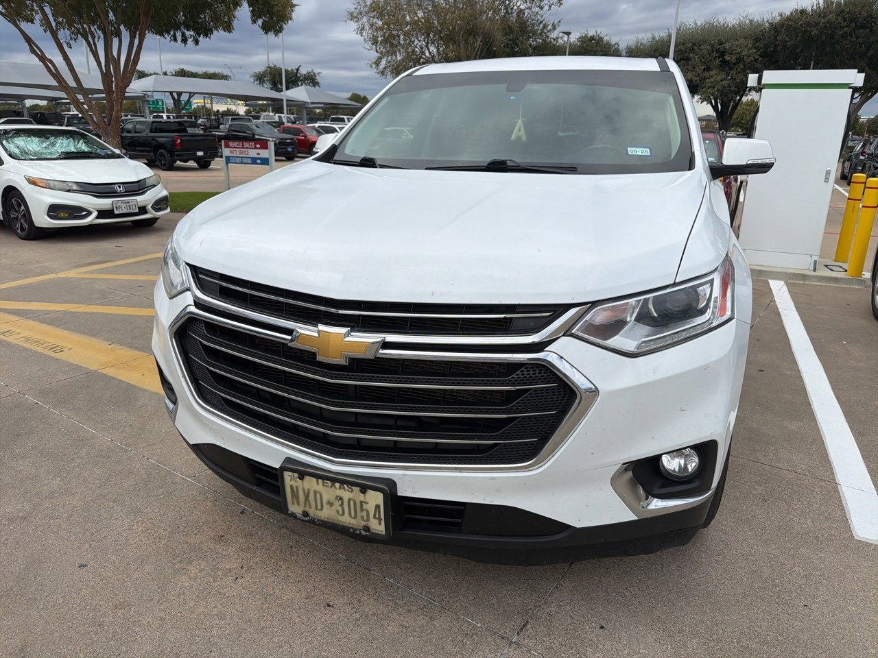 2020 Chevrolet Traverse Cloth photo 3