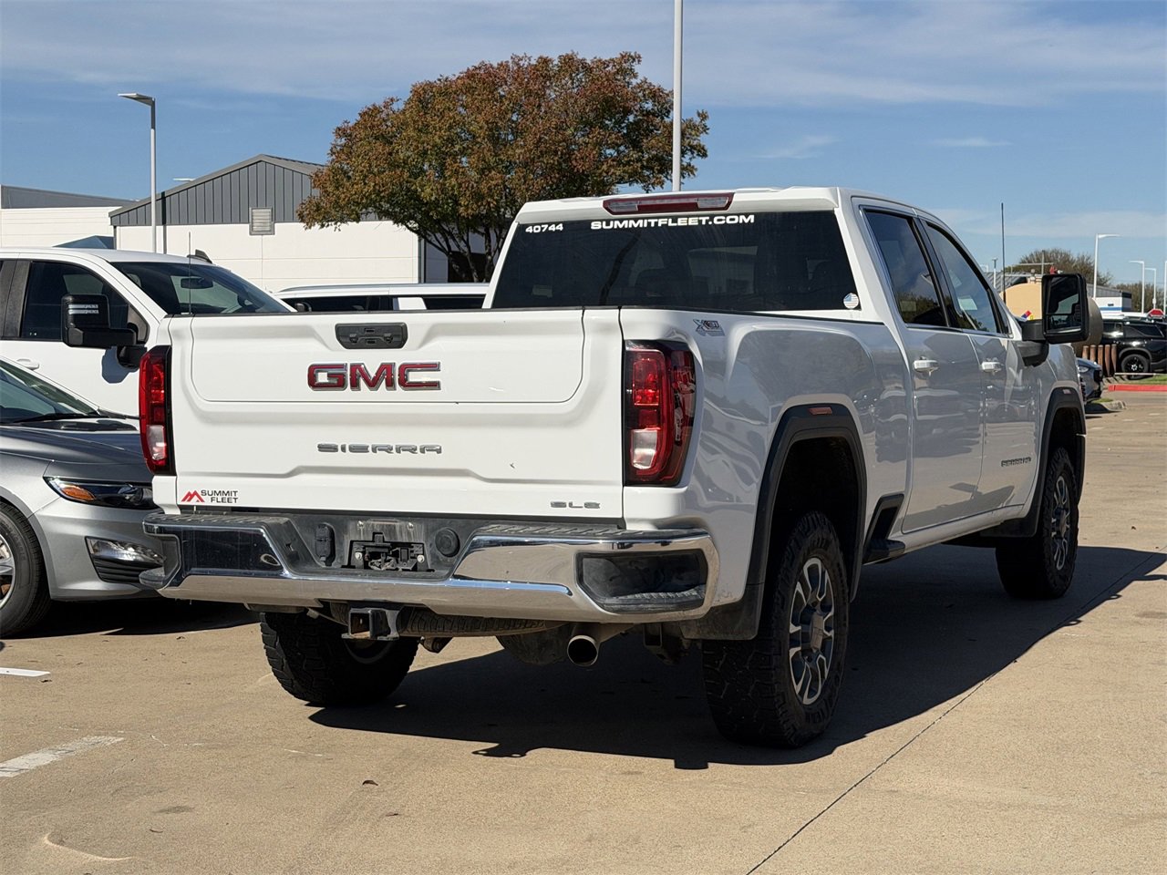 2024 Gmc Sierra 2500 HD SLE photo 4