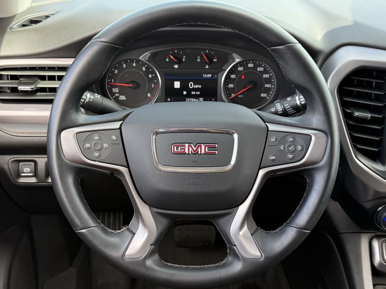 2023 GMC Acadia AT4 - Photo 12