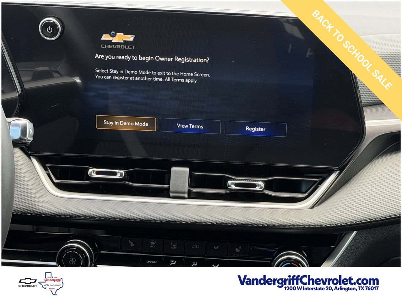 2027 Chevrolet Equinox LT - Photo 15