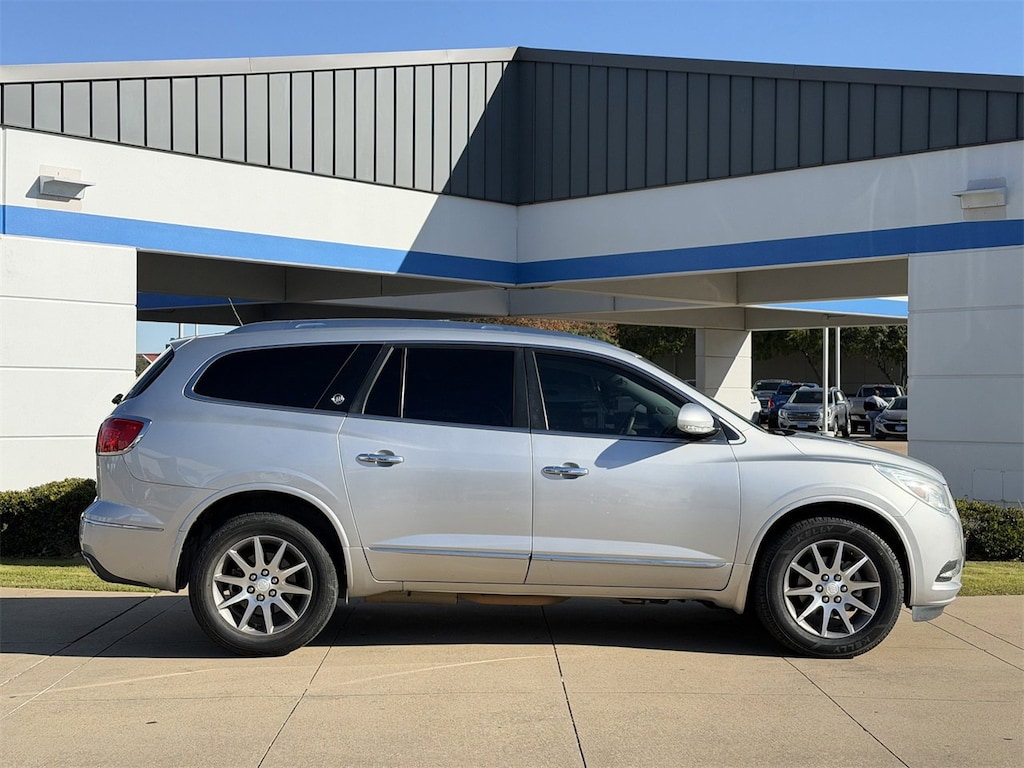 Used 2017 Buick Enclave Convenience SUV