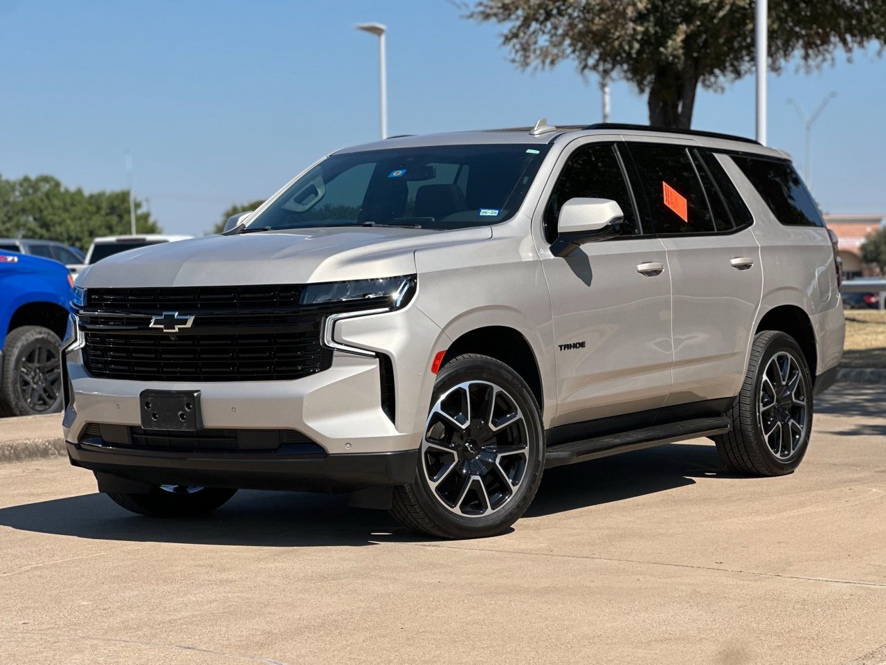 2023 Chevrolet Tahoe RST photo 3