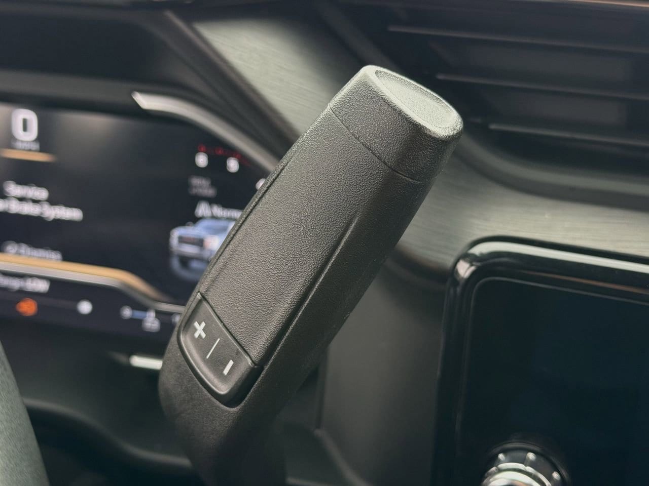 2024 GMC Sierra 2500HD AT4 - Photo 18