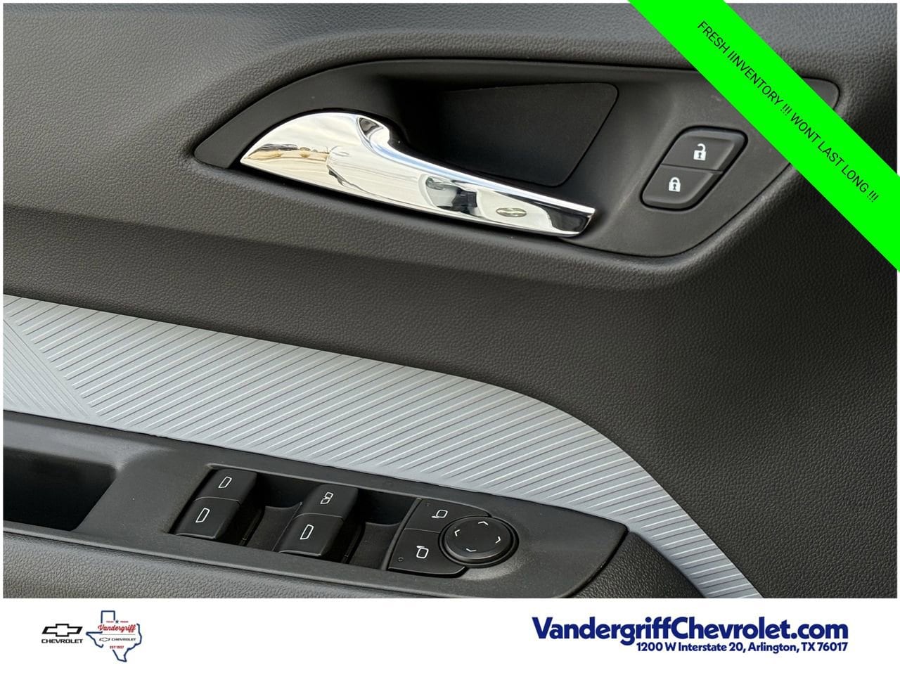2027 Chevrolet Bolt LT - Photo 19
