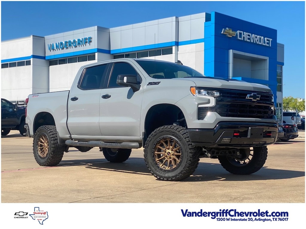 Used 2024 Chevrolet Silverado 1500 LT Trail Boss Truck Crew Cab