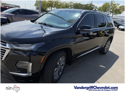 2023 Chevrolet Traverse Premier SUV