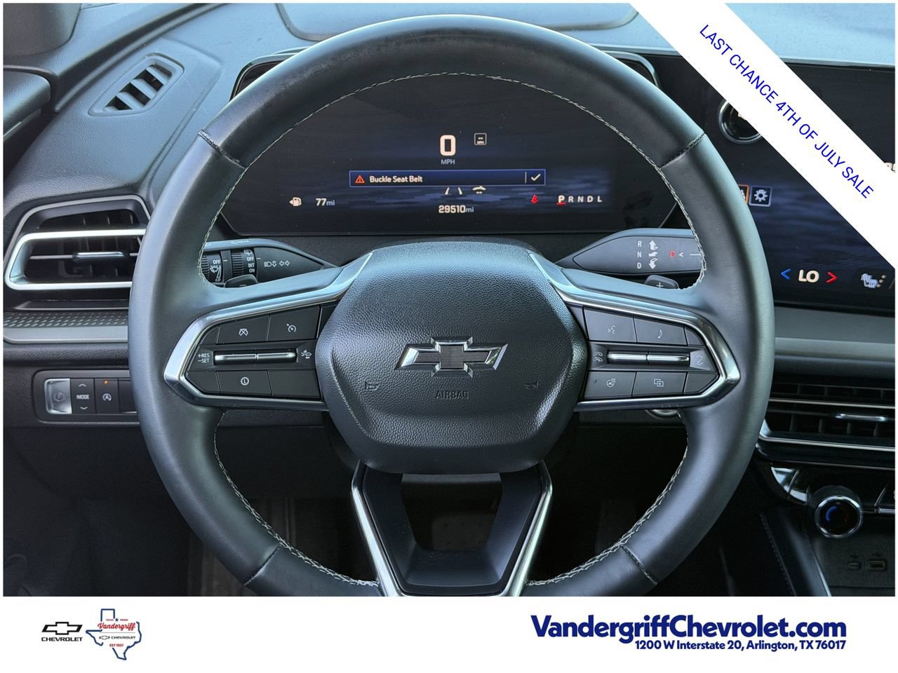 2025 Chevrolet Traverse LT - Photo 12