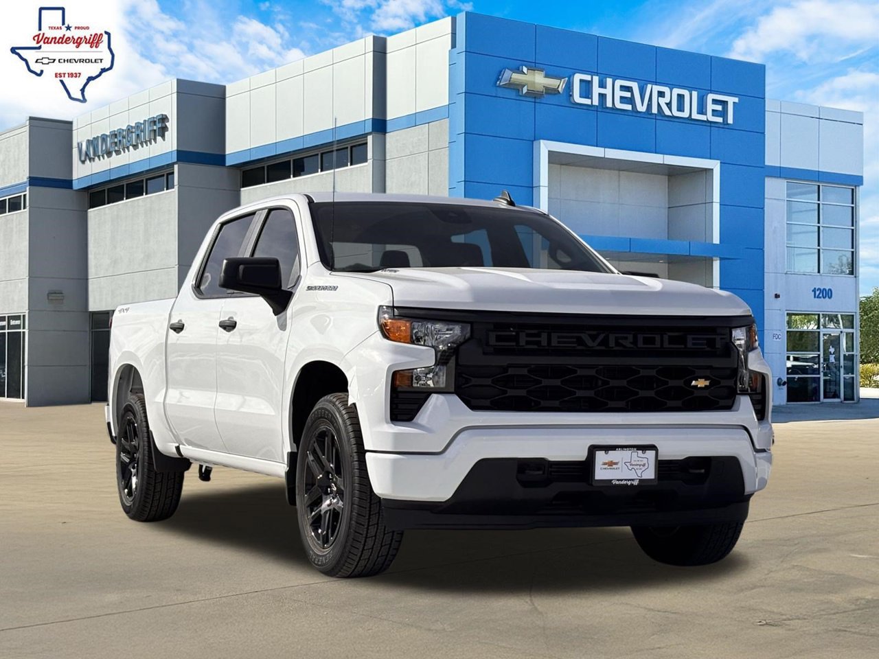 Summit White 2026 Chevrolet Silverado 1500 Pickup Truck Four-Wheel Drive Automatic