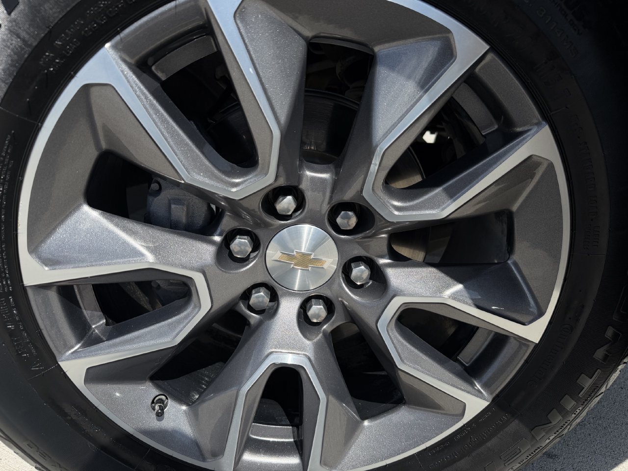 2024 Chevrolet Tahoe LS - Photo 9