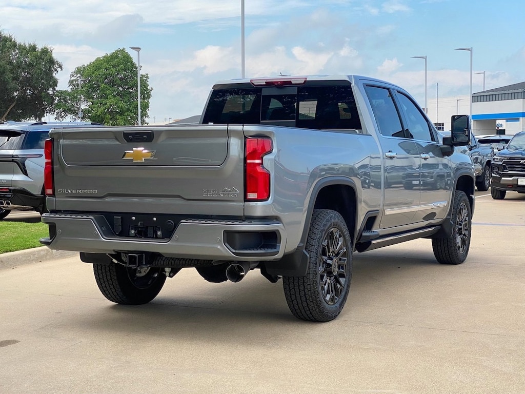 New 2025 Chevrolet Silverado 2500 HD High Country Truck Crew Cab