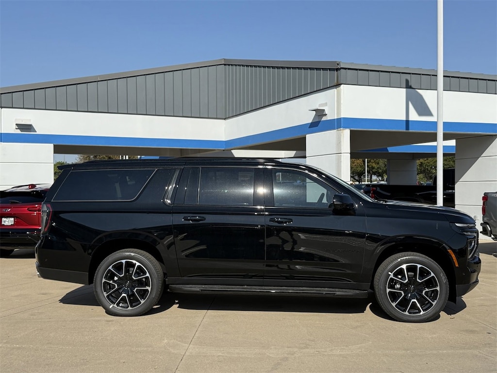 New 2026 Chevrolet Suburban RST SUV