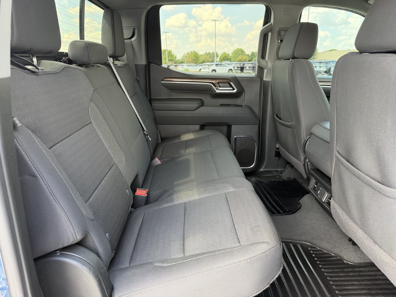 2024 Chevrolet Silverado 1500 LT - Photo 26