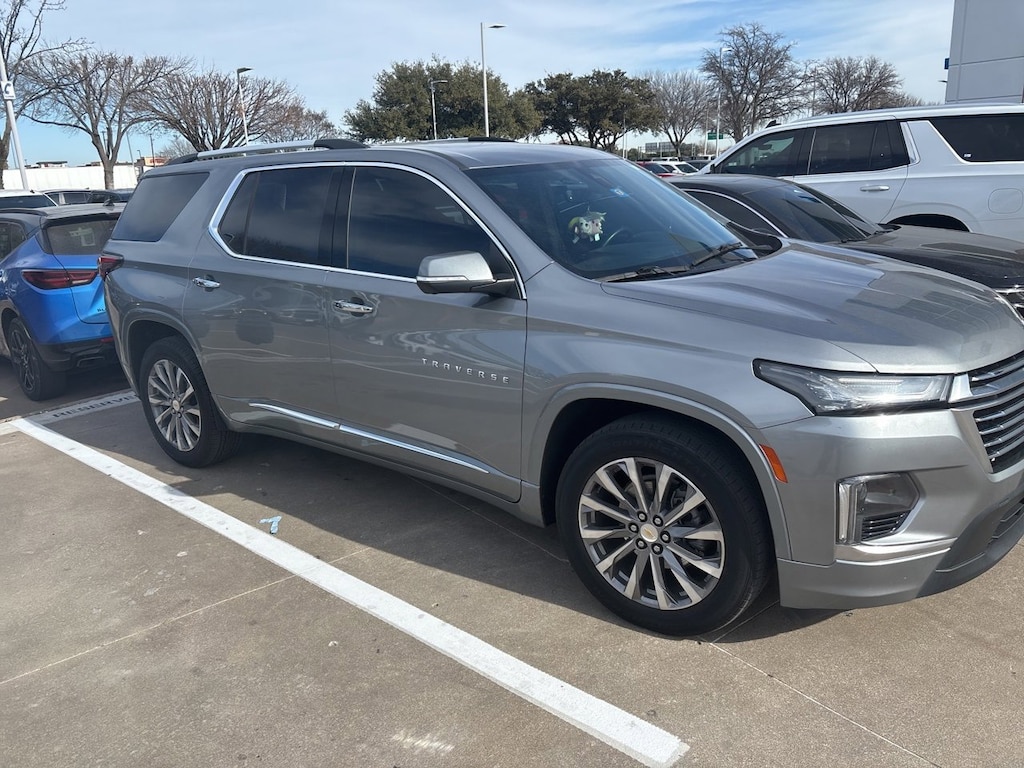 Used 2023 Chevrolet Traverse Premier SUV