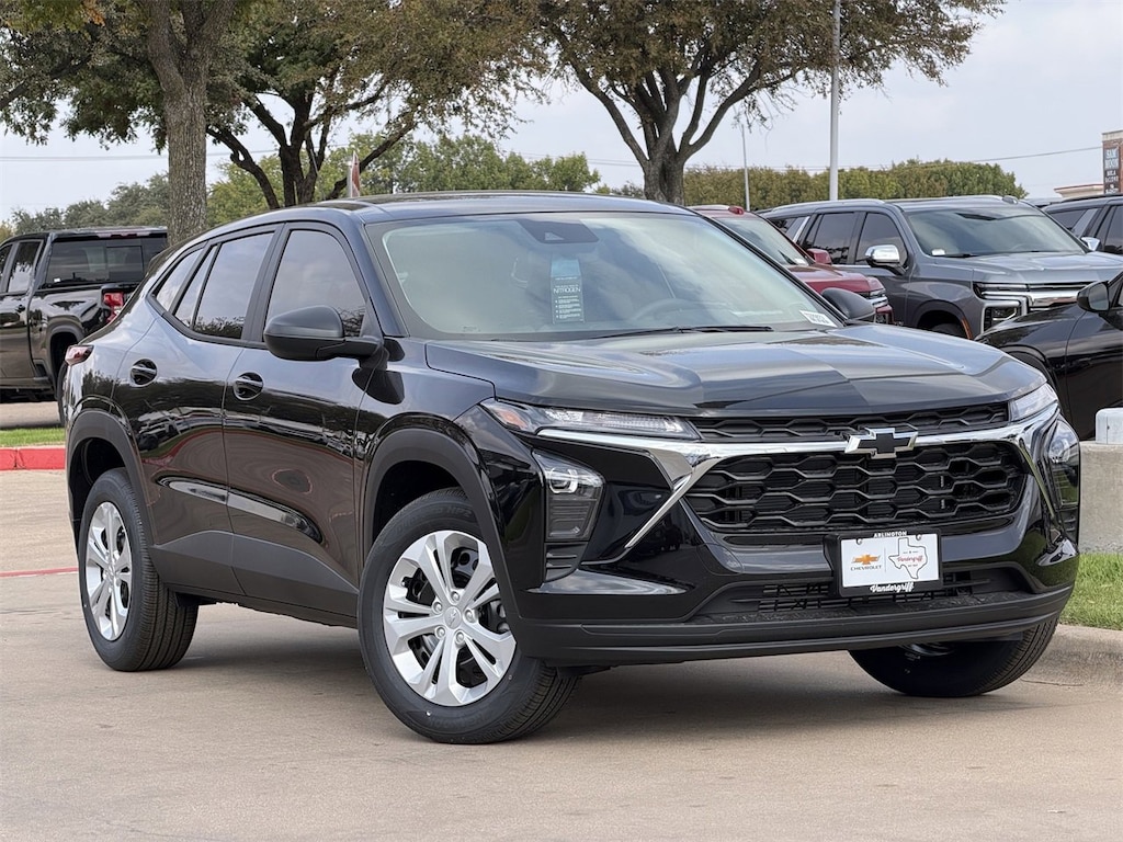 New 2026 Chevrolet Trax LS SUV