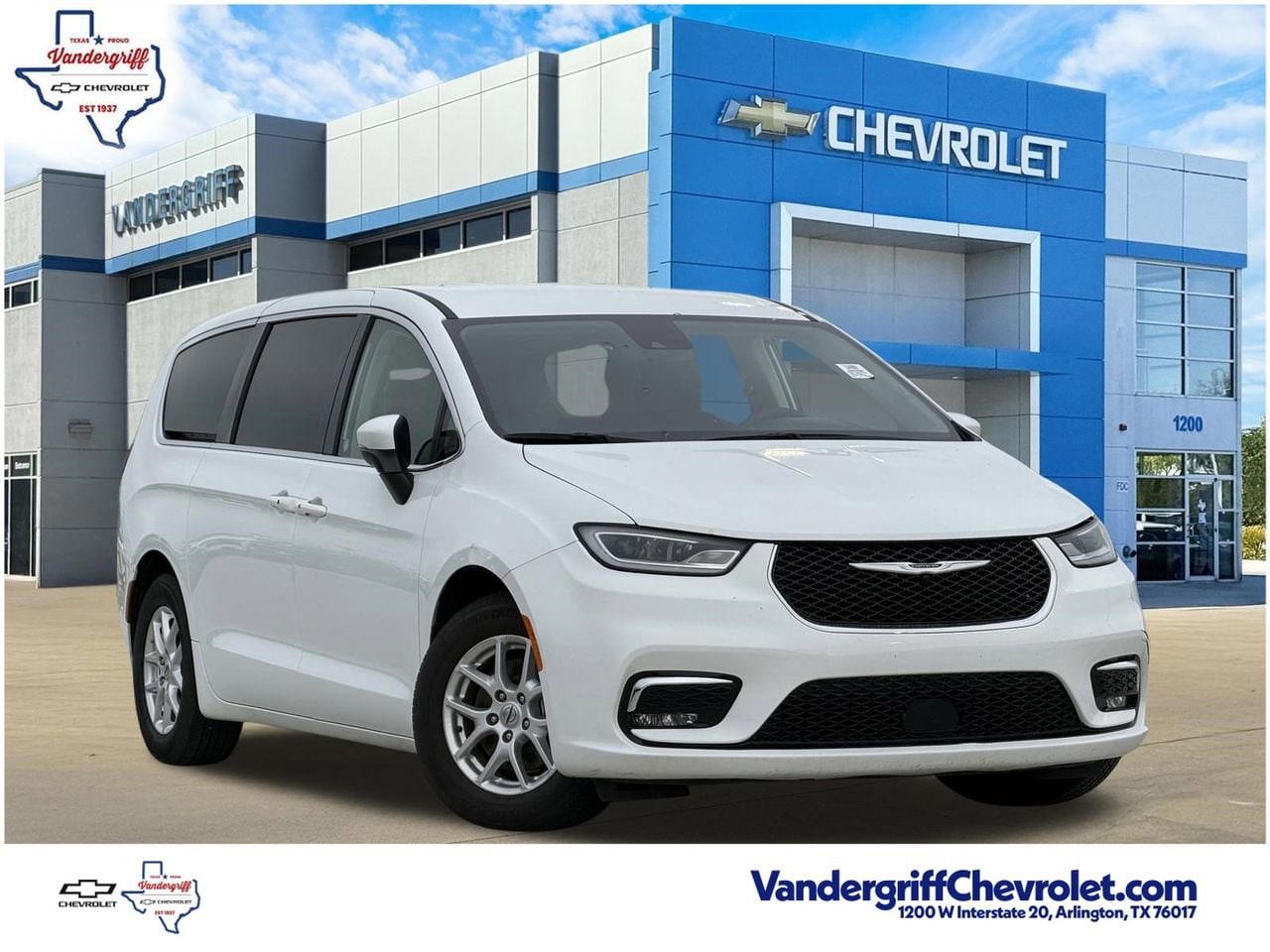2023 Chrysler Pacifica Touring L