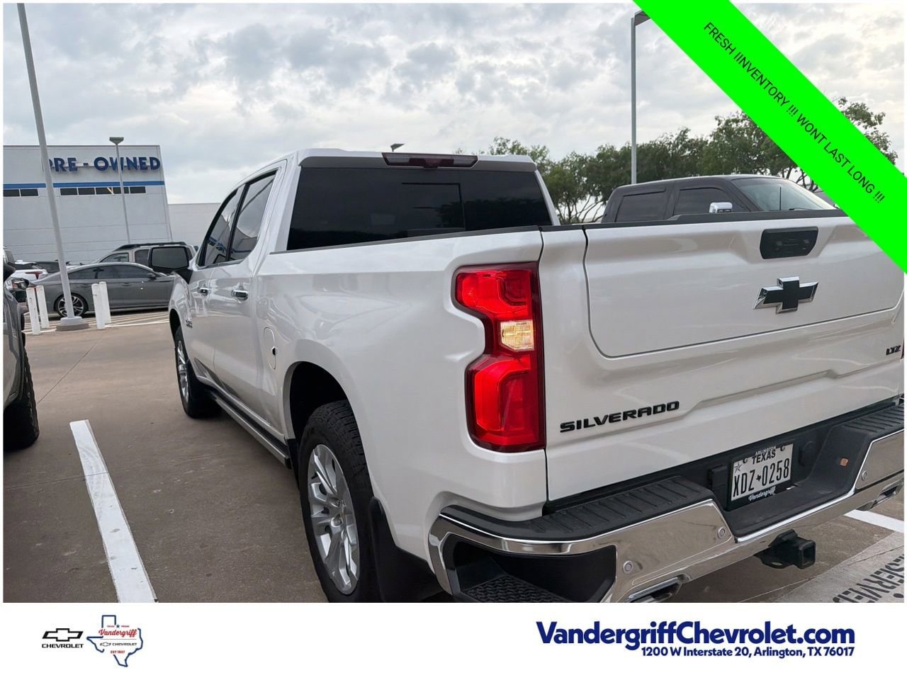 2025 Chevrolet Silverado 1500 LTZ - Photo 6