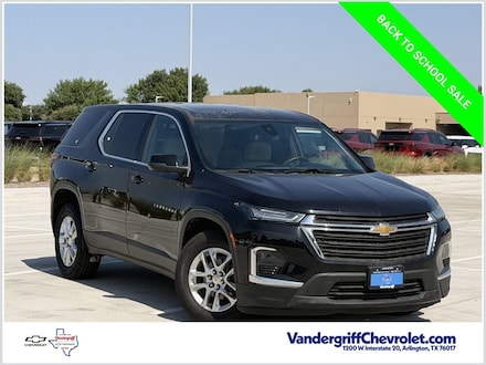 2023 Chevrolet Traverse LS SUV