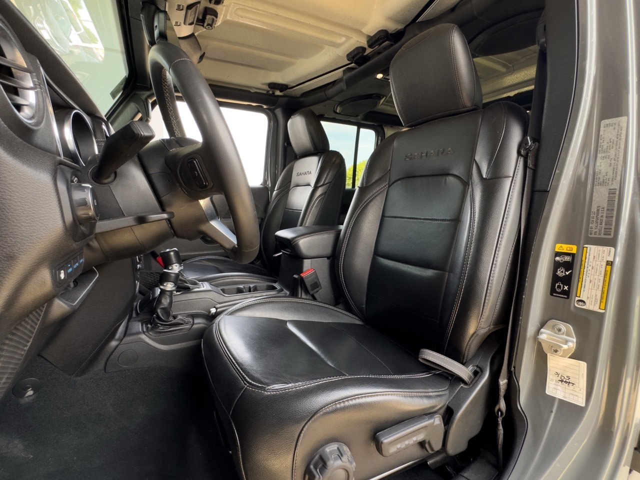 2023 Jeep Wrangler 4xe Sahara photo 3