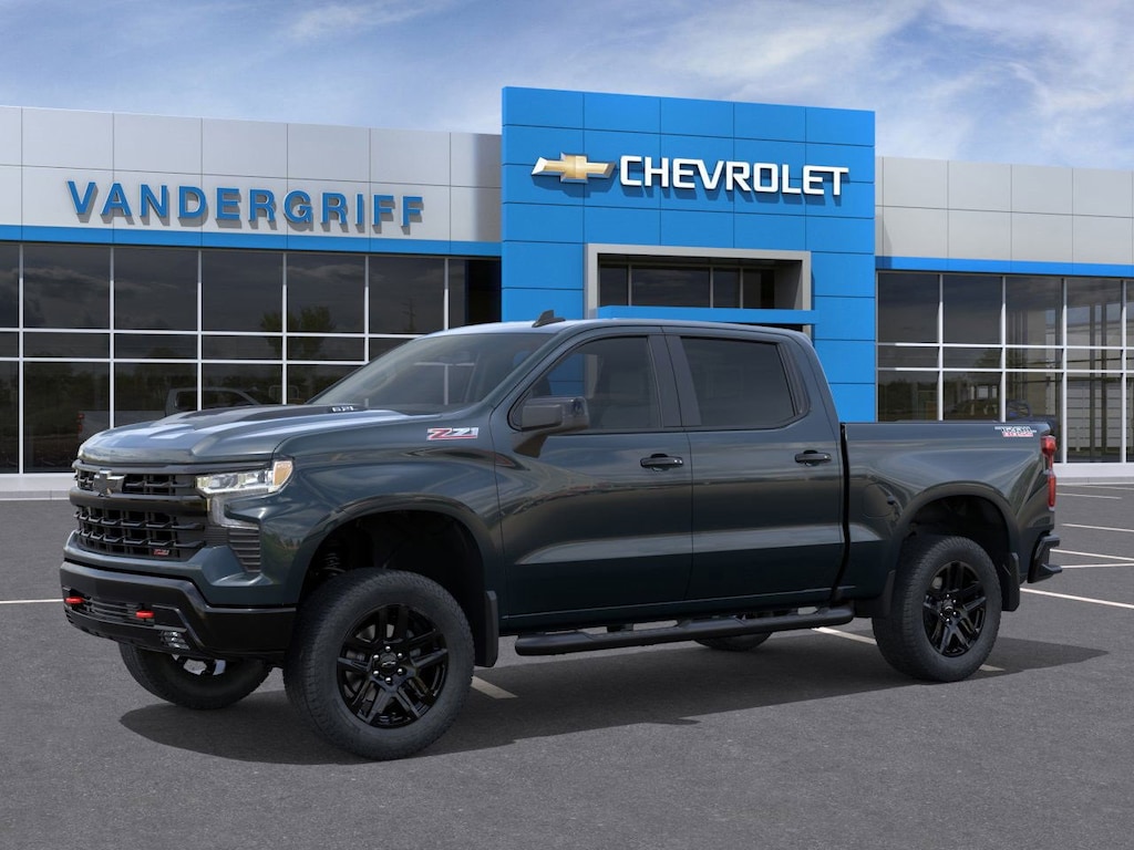 New 2025 Chevrolet Silverado 1500 LT Trail Boss Truck Crew Cab