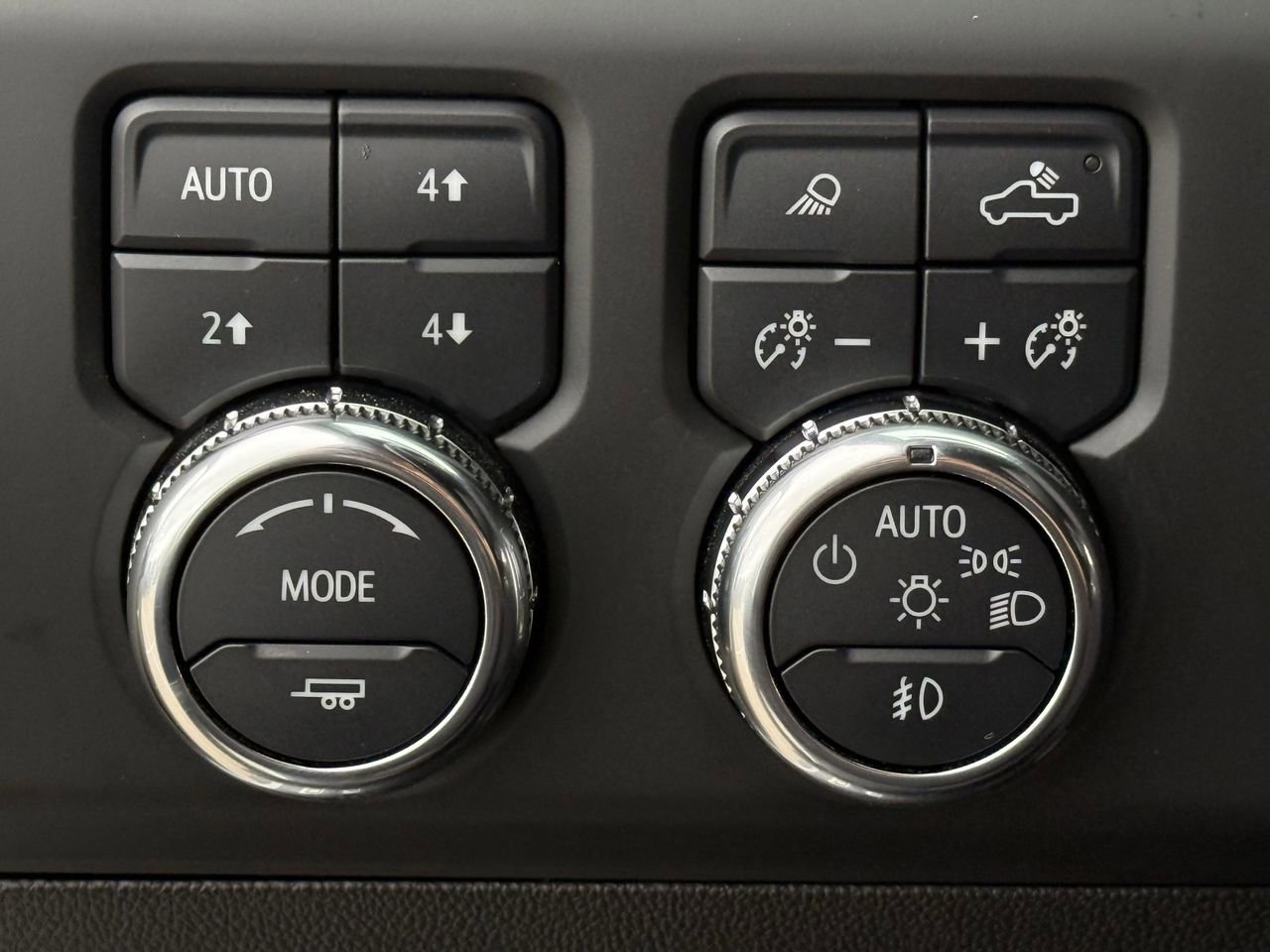 2024 GMC Sierra 2500HD AT4 - Photo 19