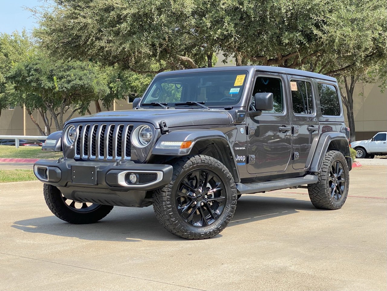 2021 Jeep Wrangler 4xe Unlimited Sahara photo 2