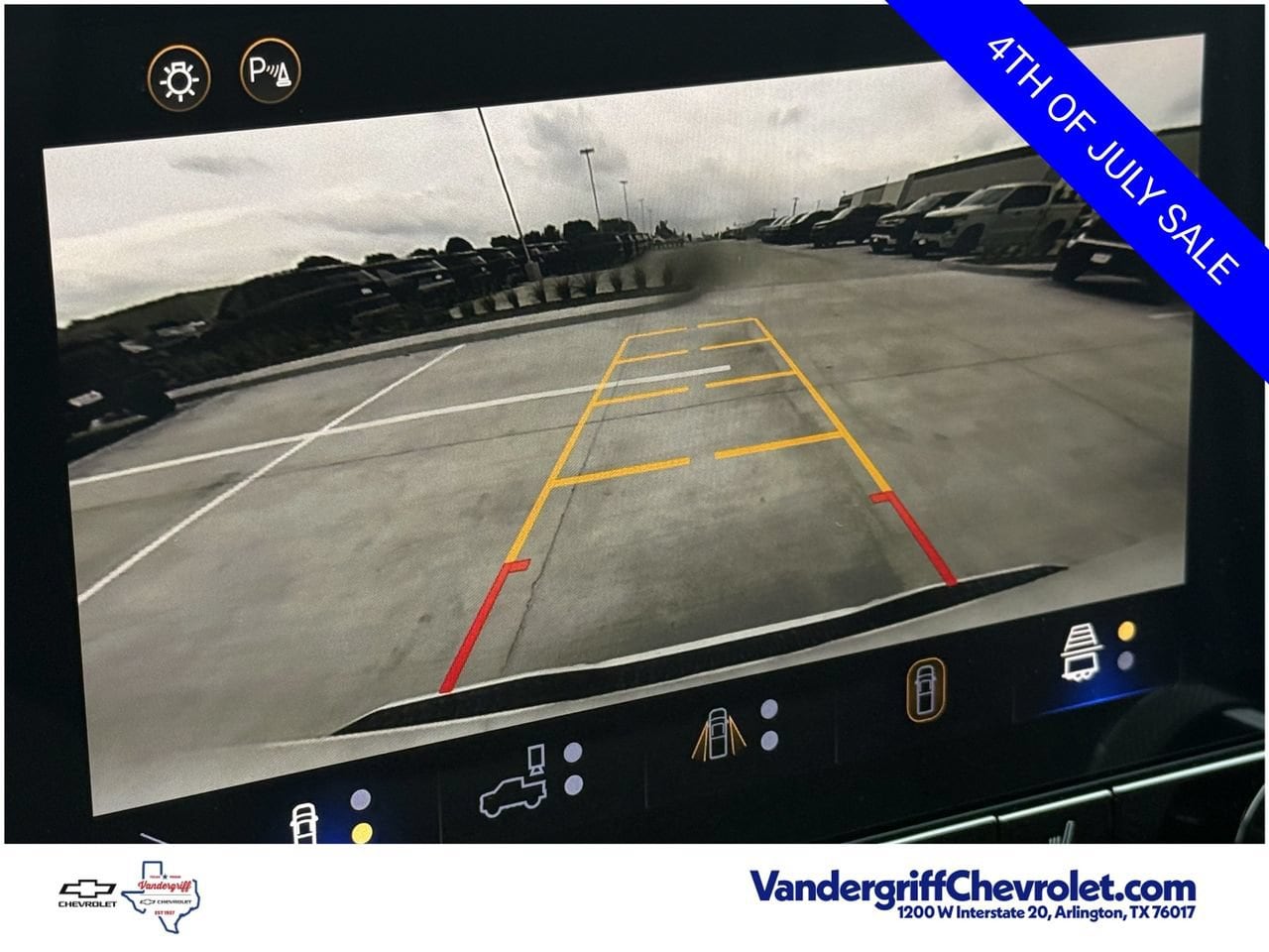 2026 Chevrolet Colorado LT - Photo 15