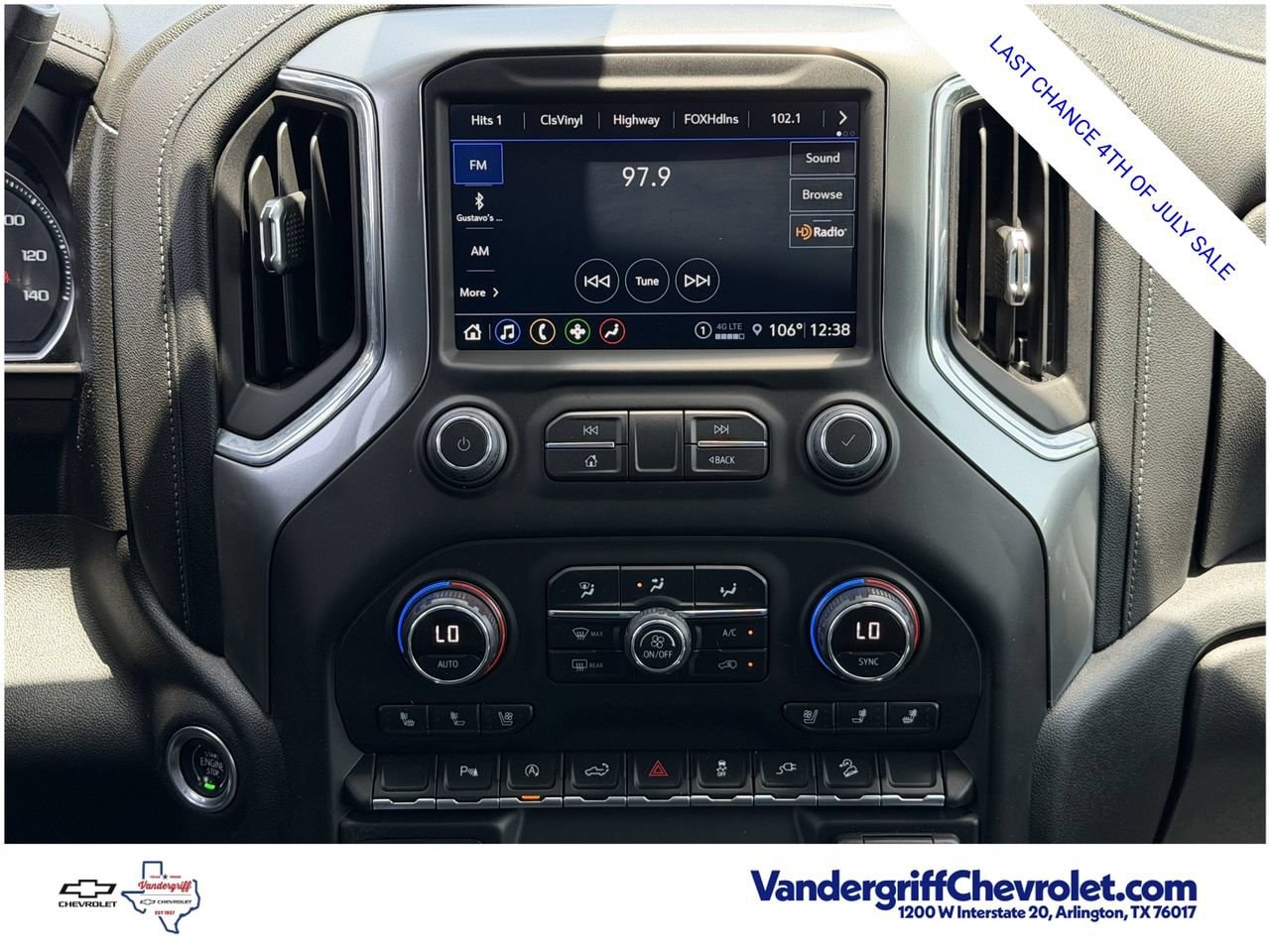 2021 Chevrolet Silverado 1500 LTZ - Photo 17