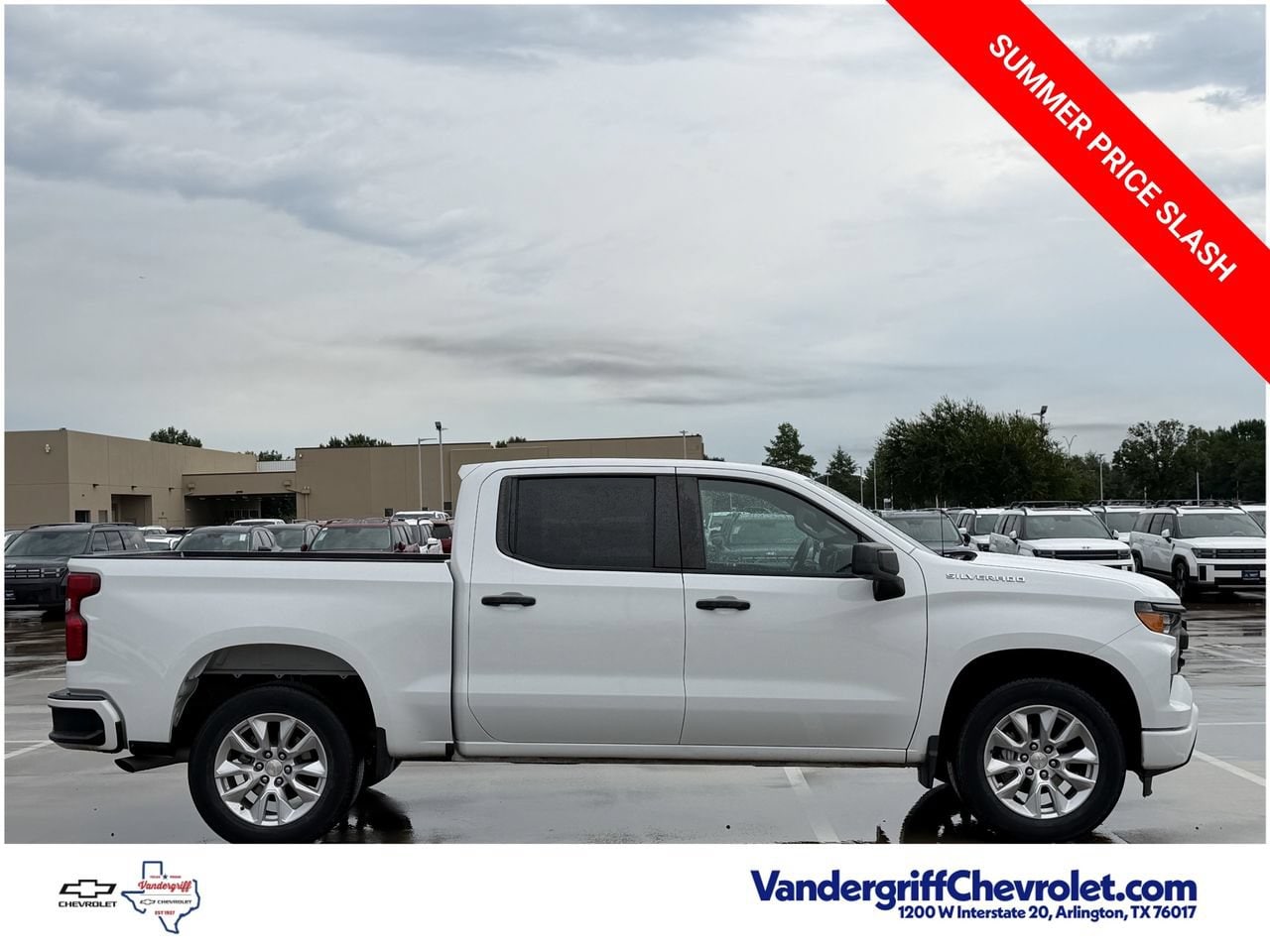 2024 Chevrolet Silverado 1500 Custom - Photo 3