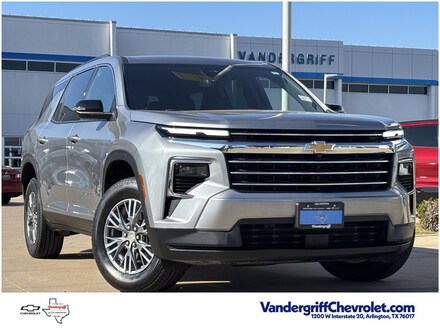 2025 Chevrolet Traverse LT SUV