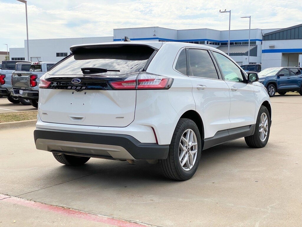 Used 2024 Ford Edge SEL SUV