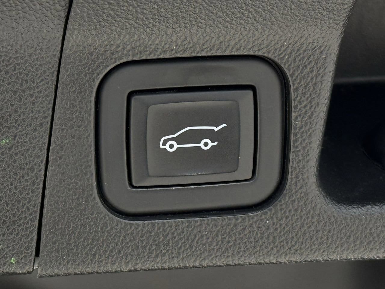 2023 GMC Acadia AT4 - Photo 27