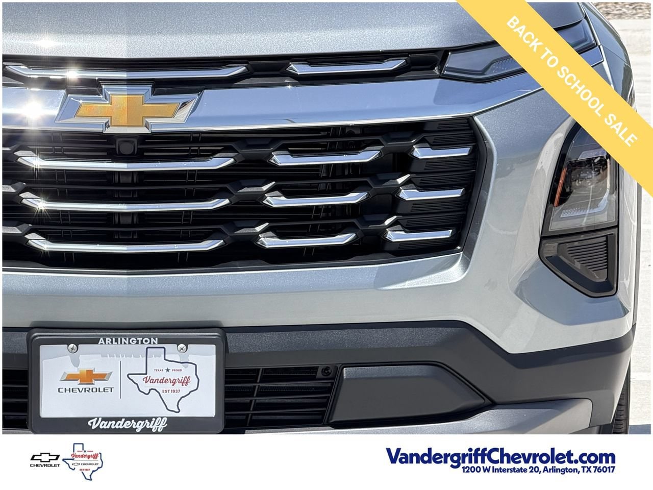 2027 Chevrolet Equinox LT - Photo 8
